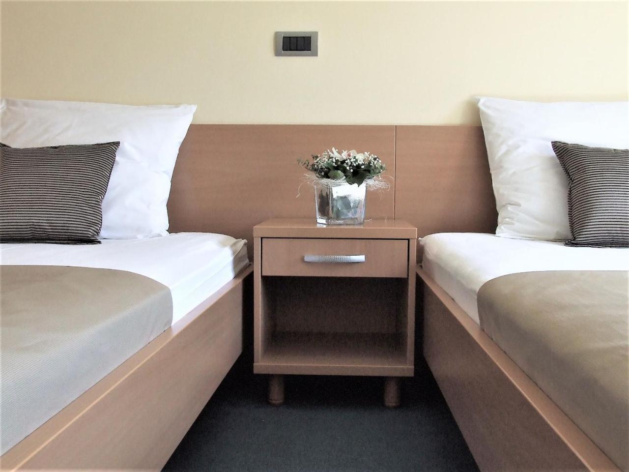 Hotel Central Slavonski Brod Exteriér fotografie